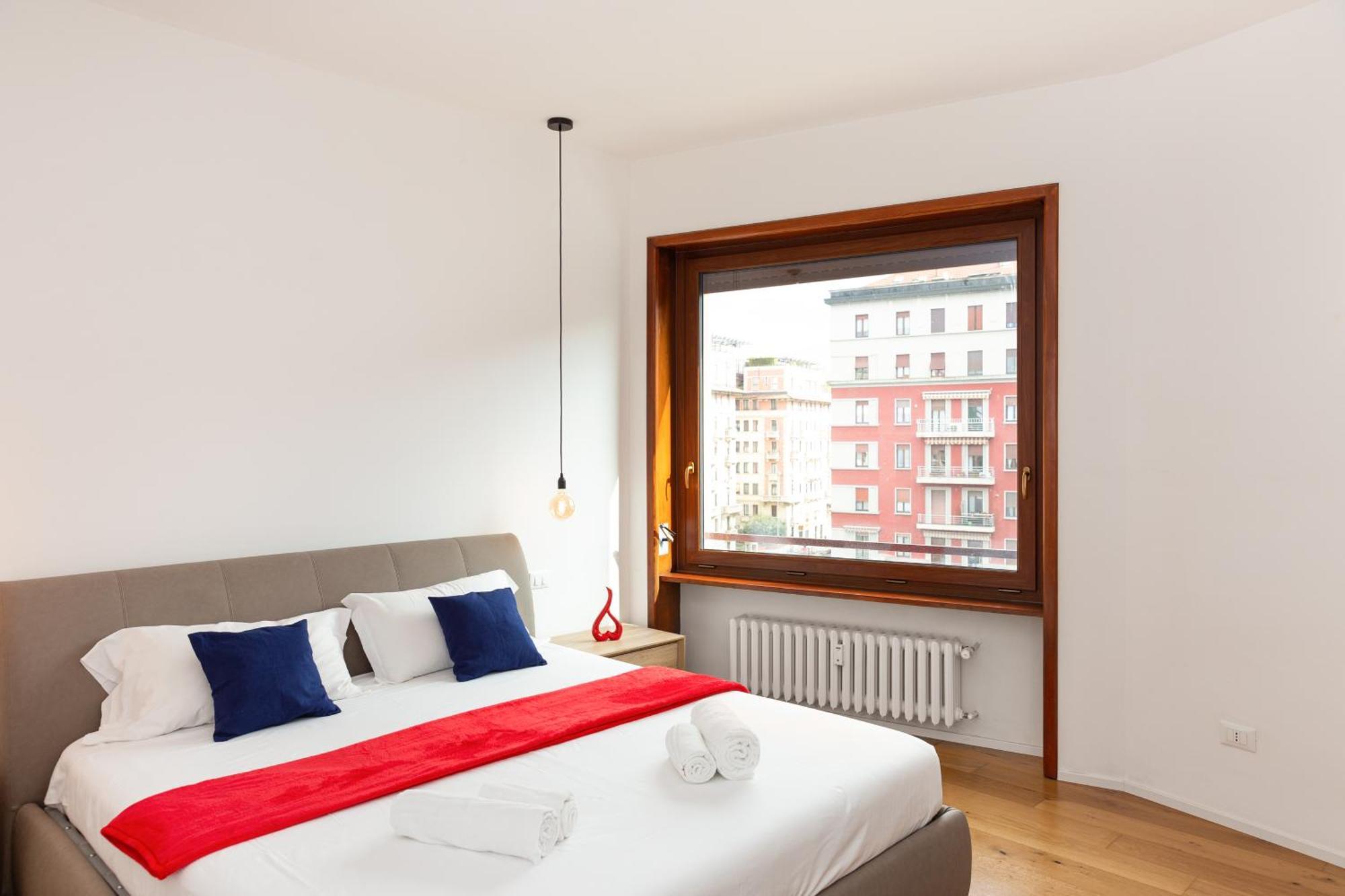 Free Parking - 5 Star - Sauna Luxury Apartment Милан Экстерьер фото